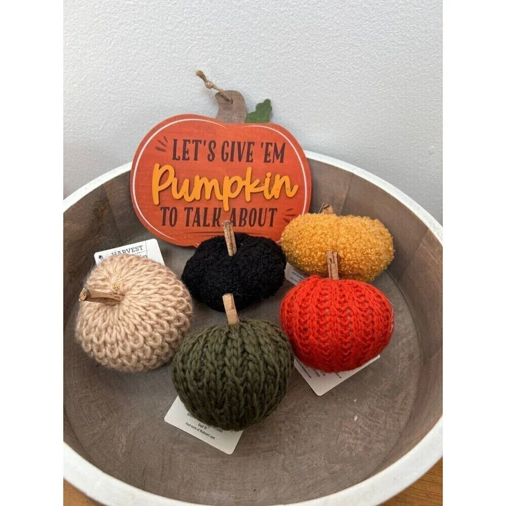 Lot of 5 New Handmade knitted mini Pumpkins & Wooden Sign, Fall Decor